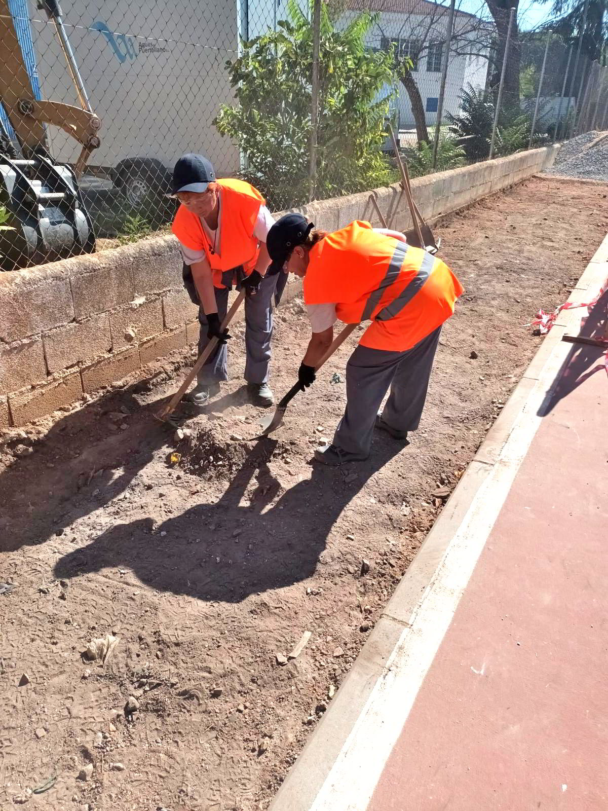 Urbanización del Carril-Bici en Pozo Norte: Una Iniciativa del Programa Taller + 5 Urbanización del Carril-Bici en Pozo Norte: Una Iniciativa del Programa Taller + 5