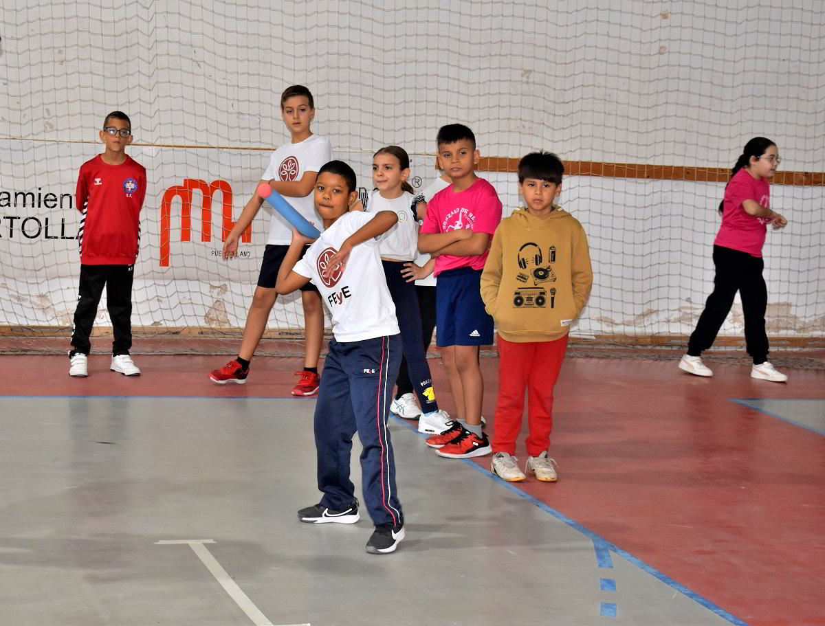 Atletismo y Diversión: Seiscientos Escolares Descubren el Deporte Jugando 12