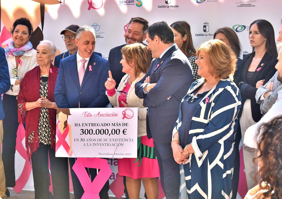 Actividades día mundial del cáncer de mama en Puertollano