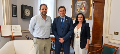 Presidente de la Diputación Explora Celebraciones del Bicentenario de la Real Archicofradía en Campo de Criptana