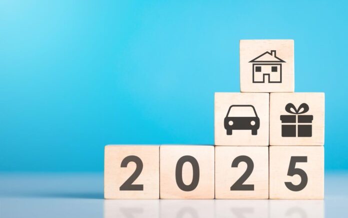 El sector inmobiliario cerrará 2025 con 750.000 compraventas y una subida de precios de hasta el 6%, según Tecnotramit