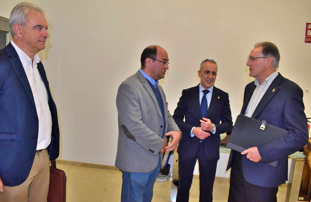 Centenario de Desafíos: La Influencia de la Inestabilidad Económica en la Sociedad y Cultura de Puertollano 1 Centenario de Desafíos: La Influencia de la Inestabilidad Económica en la Sociedad y Cultura de Puertollano 1