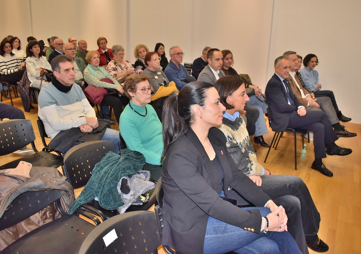 Centenario de Desafíos: La Influencia de la Inestabilidad Económica en la Sociedad y Cultura de Puertollano 6 Centenario de Desafíos: La Influencia de la Inestabilidad Económica en la Sociedad y Cultura de Puertollano 6