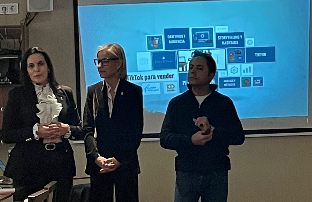 Ayuntamiento de Puertollano impulsa el comercio electrónico con el taller "TikTok para vender productos" para autónomos y emprendedores locales 3