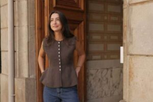 "Este color en casa, colocado donde no lo esperas, transforma la decoración entera y hace que todo se vea más vivo"