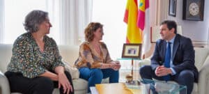 La Alcaldesa de Puerto Lápice Insta a Valverde a Abordar Urgentemente Problemas Estructurales en la Plaza del Municipio