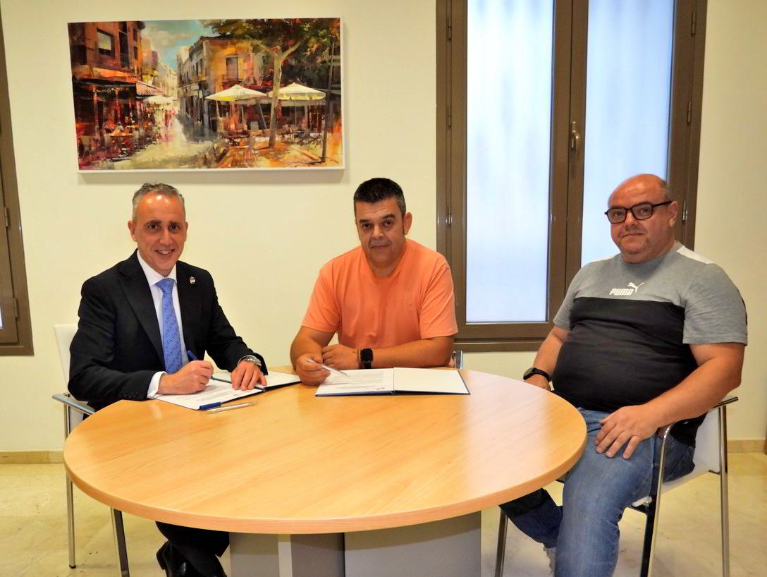 Aporte Municipal de 10.000 Euros para Fomentar la Cultura a Través de la Colaboración con la «Banda Sinfónica» 1 Aporte Municipal de 10.000 Euros para Fomentar la Cultura a Través de la Colaboración con la «Banda Sinfónica» 1