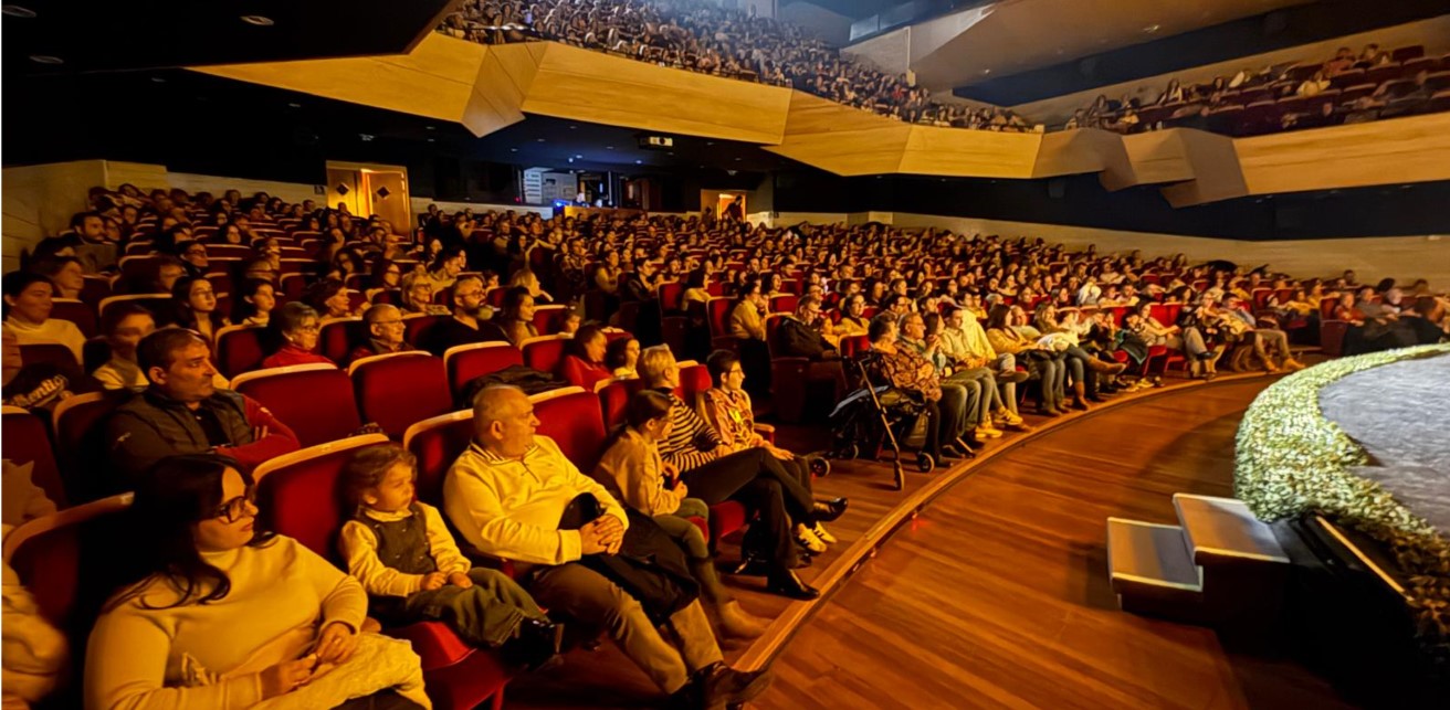 Éxito rotundo del musical "De Simba a Kiara: El Tributo al Rey León" con mil asistentes en el Auditorio Municipal 2 Éxito rotundo del musical "De Simba a Kiara: El Tributo al Rey León" con mil asistentes en el Auditorio Municipal 2