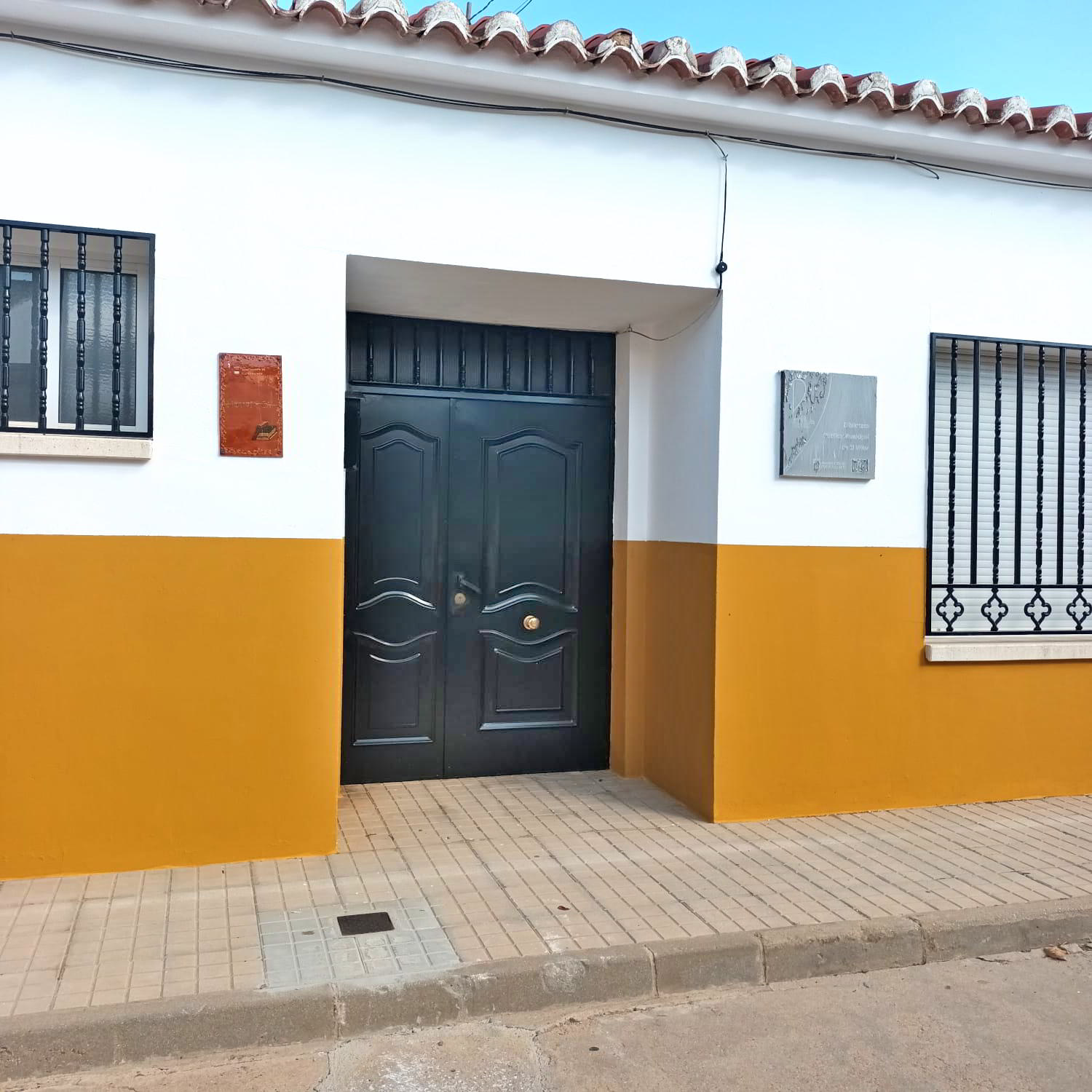 Renovación y Mejora de las Instalidades en el Centro Social de El Villar por el Ayuntamiento 1