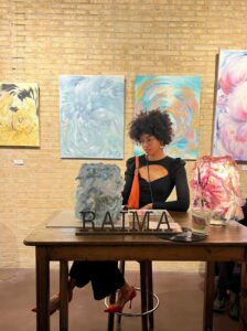 La revelación artística Carmela Sidibé inaugura exposición en la emblemática Raima de Barcelona