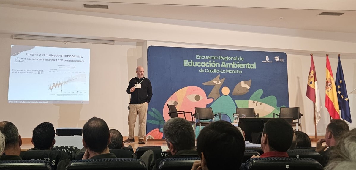 IV Encuentro Regional de Educación Ambiental cuenta con la presencia de la Concejal de Medio Ambiente de Puertollano para discutir la gestión de riesgos naturales 1