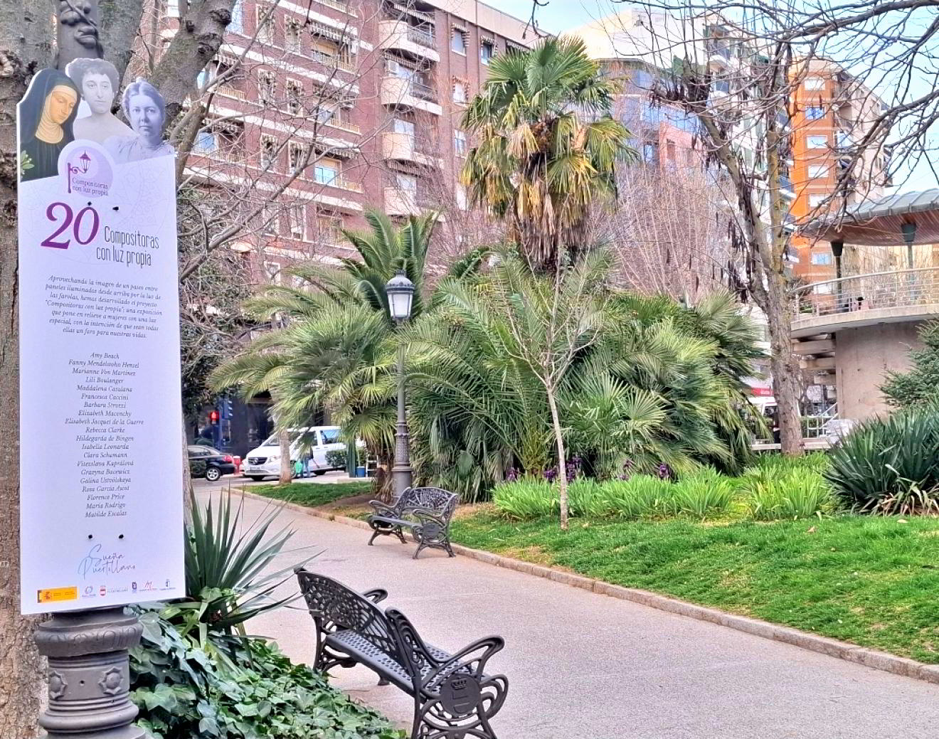 Iluminando Talentos Ocultos: La Exposición 'Mujeres con Luz Propia' Resalta a Compositoras Clave en la Música Urbana 5