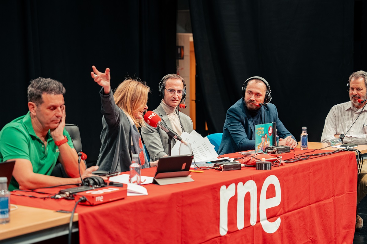 RNE cautiva a 400 personas en la emisión en vivo del programa 'No es un día cualquiera' 1 RNE cautiva a 400 personas en la emisión en vivo del programa 'No es un día cualquiera' 1