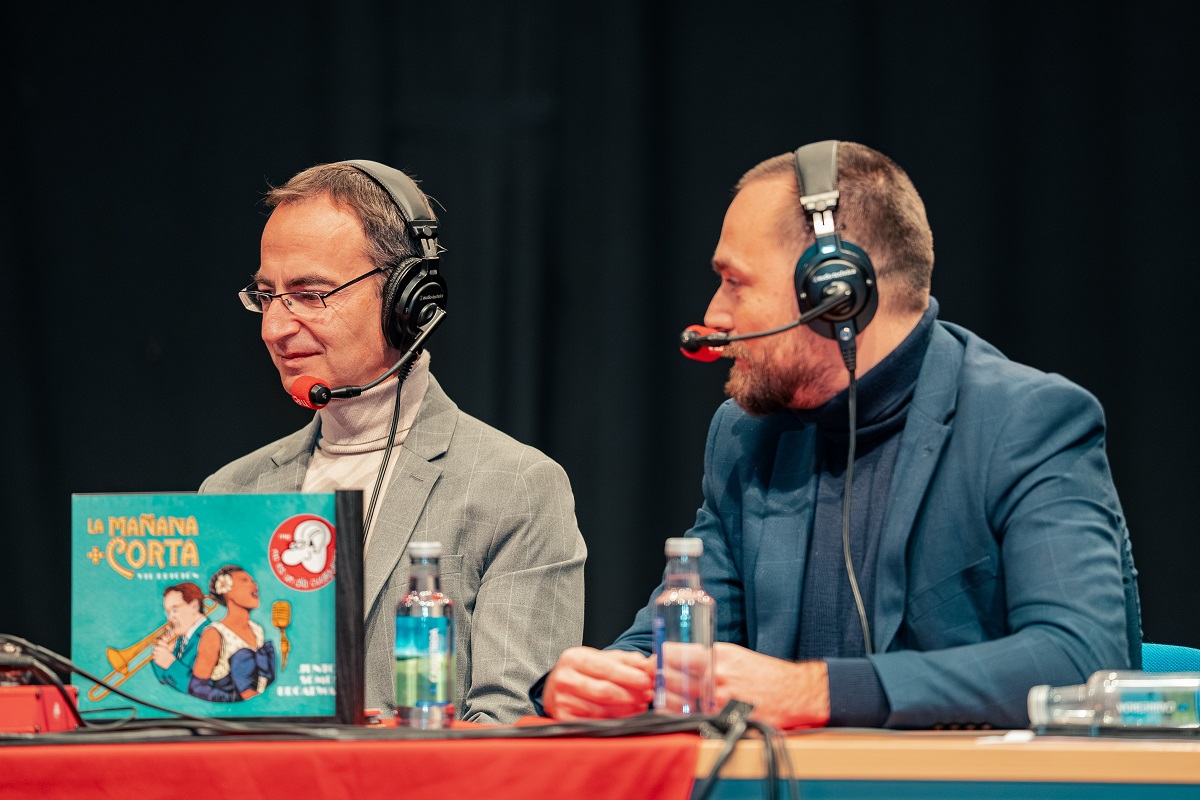 RNE cautiva a 400 personas en la emisión en vivo del programa 'No es un día cualquiera' 3 RNE cautiva a 400 personas en la emisión en vivo del programa 'No es un día cualquiera' 3