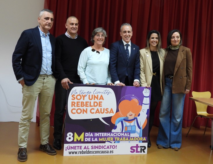Homenaje a María Luisa Cabañero en el Evento del STR: Participación Destacada del Alcalde de Puertollano 1