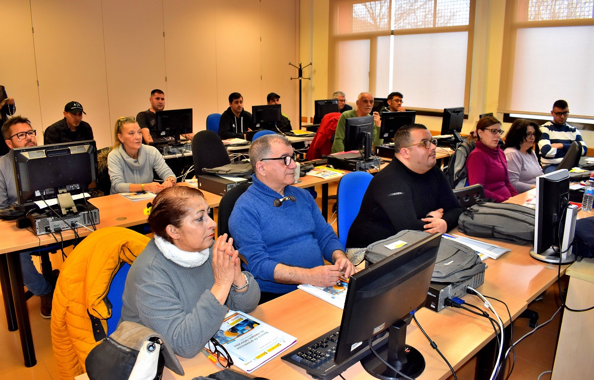 Estudiantes de Jardinería Aplicarán sus Conocimientos en el Mejoramiento de Espacios Verdes Urbanos 1