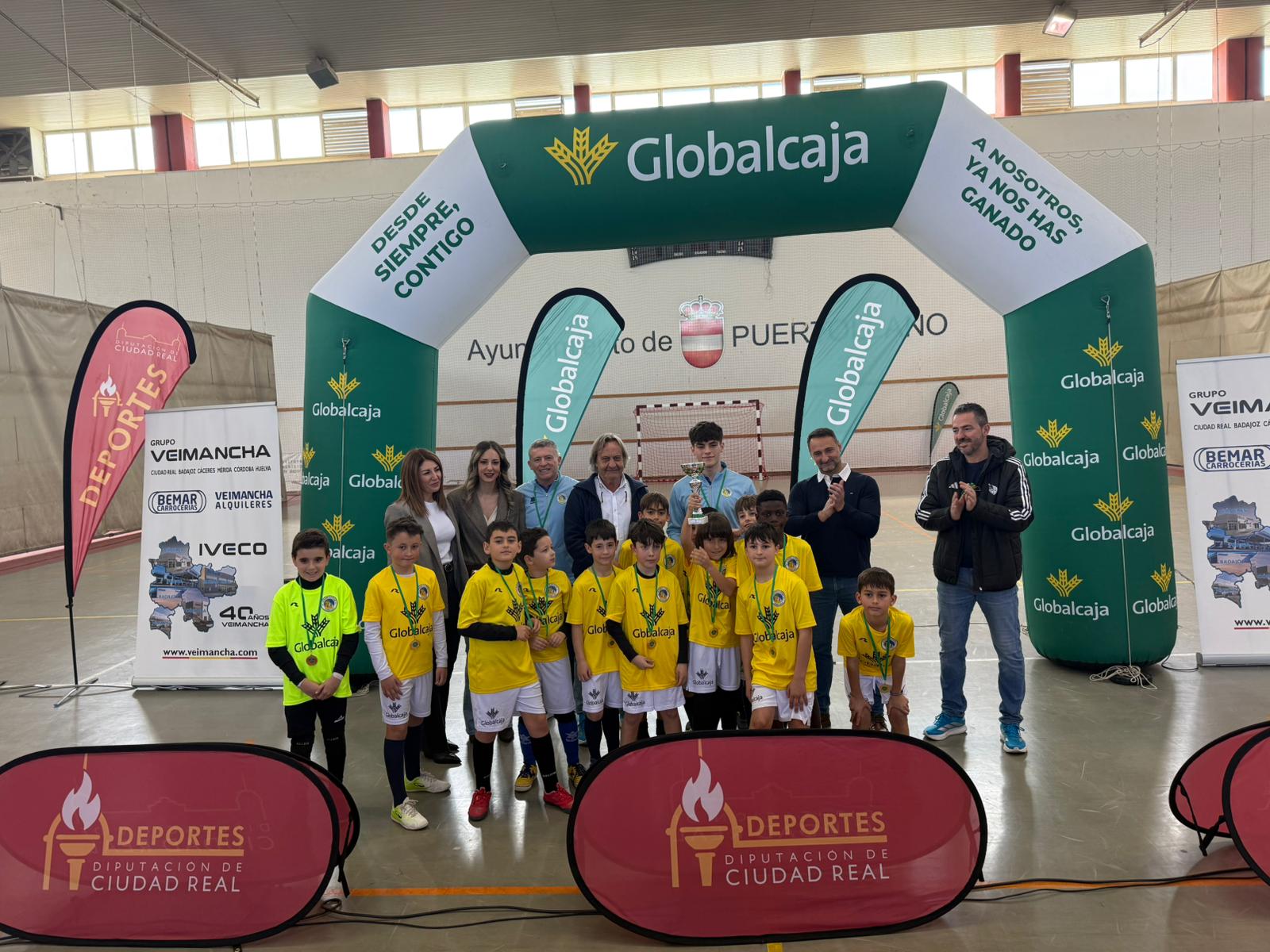 El Equipo Benjamín de Puertollano triunfa y se lleva el Título en la Final de la Liga Globalcaja de Fútbol Sala 5 El Equipo Benjamín de Puertollano triunfa y se lleva el Título en la Final de la Liga Globalcaja de Fútbol Sala 5