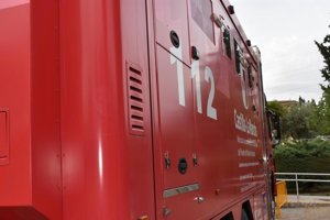 La caída de un árbol corta la CM-210 a la altura de Beteta (Cuenca)