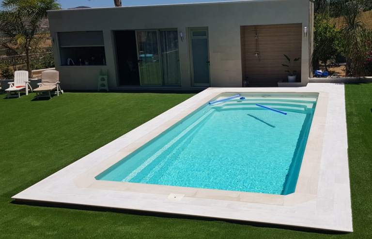 Poliéster Casariche: Innovación en Soluciones Hidráulicas con sus Piscinas de Alta Resistencia