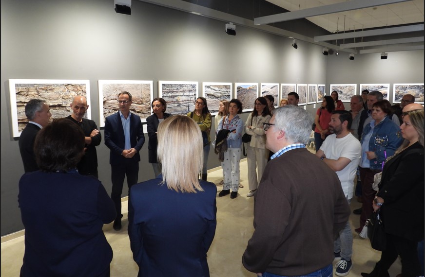 Puertollano a Través del Lente: Pilar García Manzanares Captura la Huella del Carbonífero 1