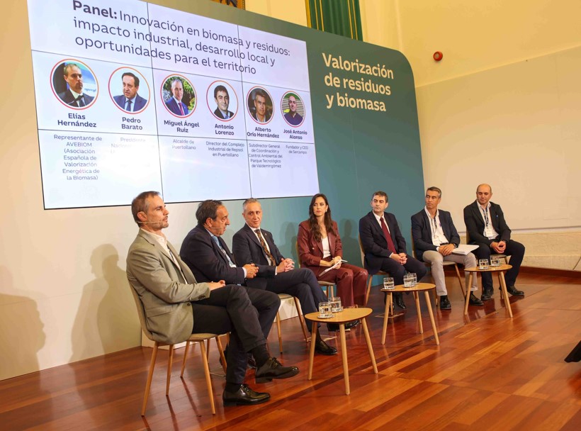 El alcalde de Puertollano subraya la disposición de Repsol para fortalecer su compromiso con la ciudad 2