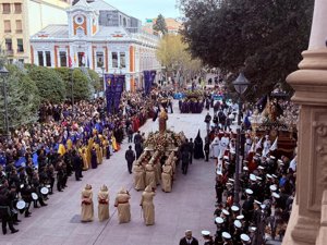 Albacete vive uno de los momentos más emotivos con el encuentro entre el Nazareno y la Verónica