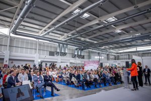 Azuqueca celebra la I Feria del Mayor de C-LM para promover el envejecimiento activo: "La medicina más barata"