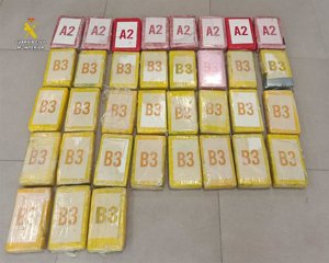 Detenido en Caudete cuando portaba casi 39 kilos de cocaína para su distribución y venta