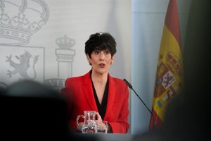 El Gobierno aprueba la regularización de migrantes y añade más de 550 profesionales extra para atender en 450 oficinas