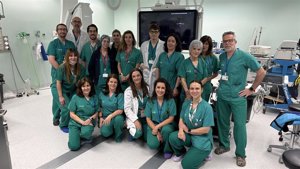 Hospital de Toledo implanta por primera vez un innovador desfibrilador que mejora el tratamiento de pacientes cardiacos