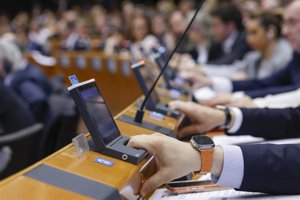 El Parlamento Europeo fija su posición para el presupuesto de la UE con más gasto y nuevas fuentes de financiación