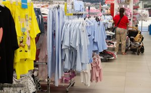 La Consejería de Sanidad y Cecam firman un convenio de colaboración en materia de consumo