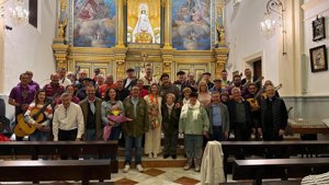 Las rondas de Mayo llenan de tradición las plazas de Guadalajara pese a la lluvia