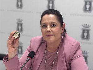 Los técnicos apuntan a la sustitución de 250 metros de tubería para resolver el suministro en la calle San Pedro de Cuen