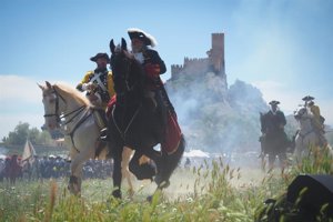 Más de 400 personas recrean la Batalla de Almansa que se consolida como referente histórico y turístico de C-LM
