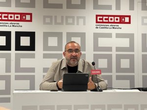 Pacheco (CCOO) acusa a Vox de "erosionar" la democracia al hacer un "planteamiento de discriminación" en Extremadura
