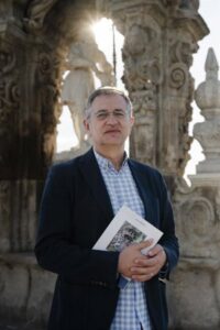 Pedro Carreño recopila cinco años de firmas en La Tribuna en 'Columnas de barro': "El columnismo merece responsabilidad"