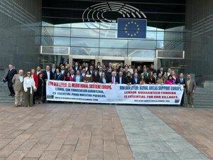 Recamder alerta en Bruselas que renunciar a los fondos Leader "supone condenar al medio rural al abandono"