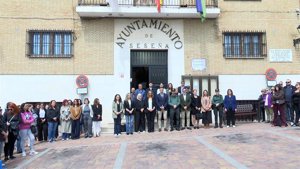 Seseña guarda con "profundo dolor" un minuto de silencio por la muerte de una vecina a causa de la violencia machista
