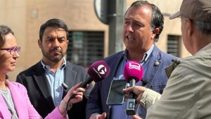 Vox denuncia que CCOO Guadalajara abre oficina para regular "inmigrantes ilegales con recursos de los trabajadores"