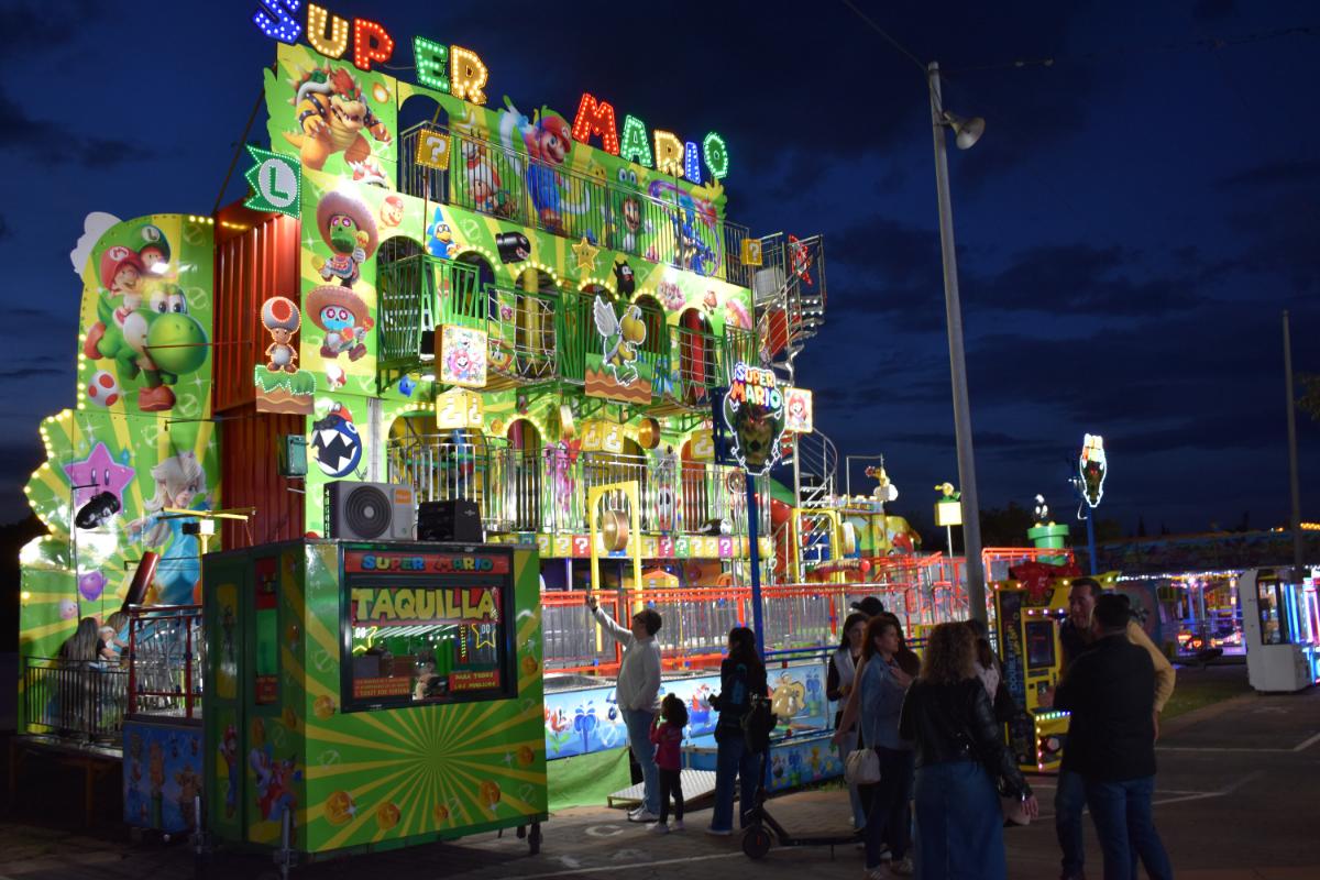 Puertollano da inicio a una semana de celebración y diversión en su espectacular Feria de Mayo 16
