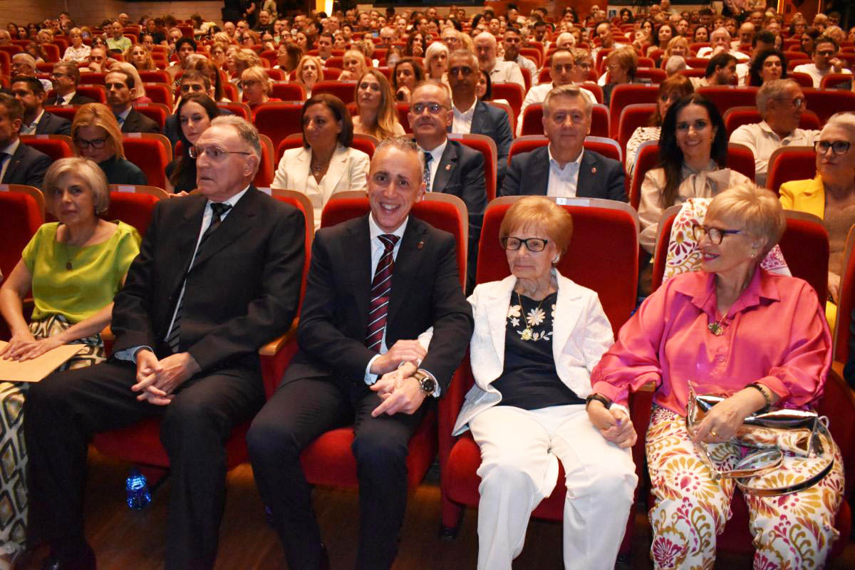 Puertollano reconoce a su Caballero y Dama del Santo Voto: un símbolo de entrega y valores que nos representan como ciudad 2