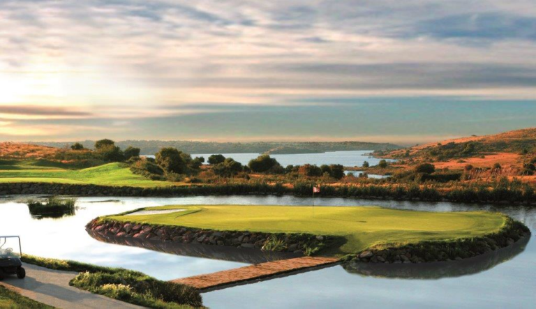 Campo de golf Campo de Layos en Toledo, sede del torneo escolar y juvenil de golf de Castilla-La Mancha