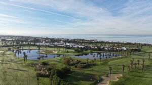 Campo de golf Costa Ballena en Cádiz durante una competición