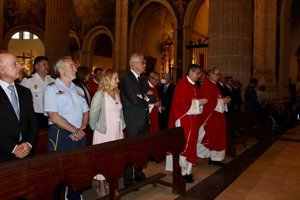 Albacete muestra su "devoción y cariño" a la Virgen de los Llanos en el 70 aniversario de su coronación canónica