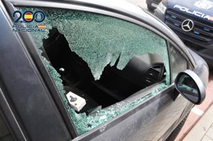 Cinco detenidos, cuato de ellos menores, por perpetrar 22 robos con fuerza en vehículos en Hellín (Albacete)