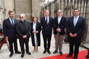El decano del Tribunal de la Rota Romana en el Vaticano, pregonero del Corpus de Toledo