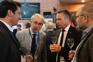 Los vinos de C-LM brillan en Bruselas y riegan el Comité de las Regiones despertando curiosidad y dejando huella