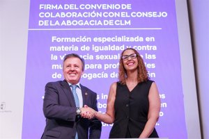 Más de 500 abogados de oficio se formarán en violencia sexual tras un convenio entre Igualdad y Consejo de Abogacía C-LM
