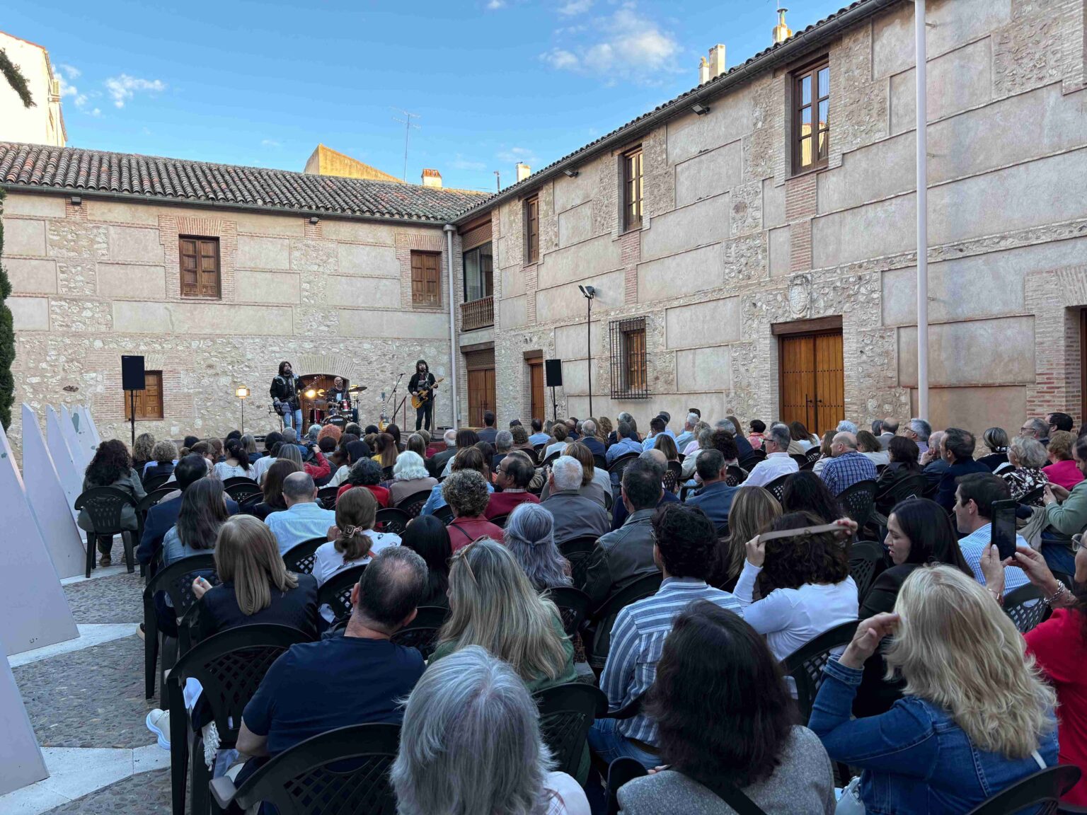 Concierto de la Dave Niza Cover Band en la Noche de los Museos de Ciudad Real 2026